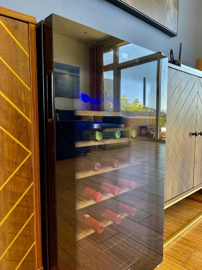 Flyviewflatsgold Privatehottub With Seaview Daire Ixia  Dış mekan fotoğraf